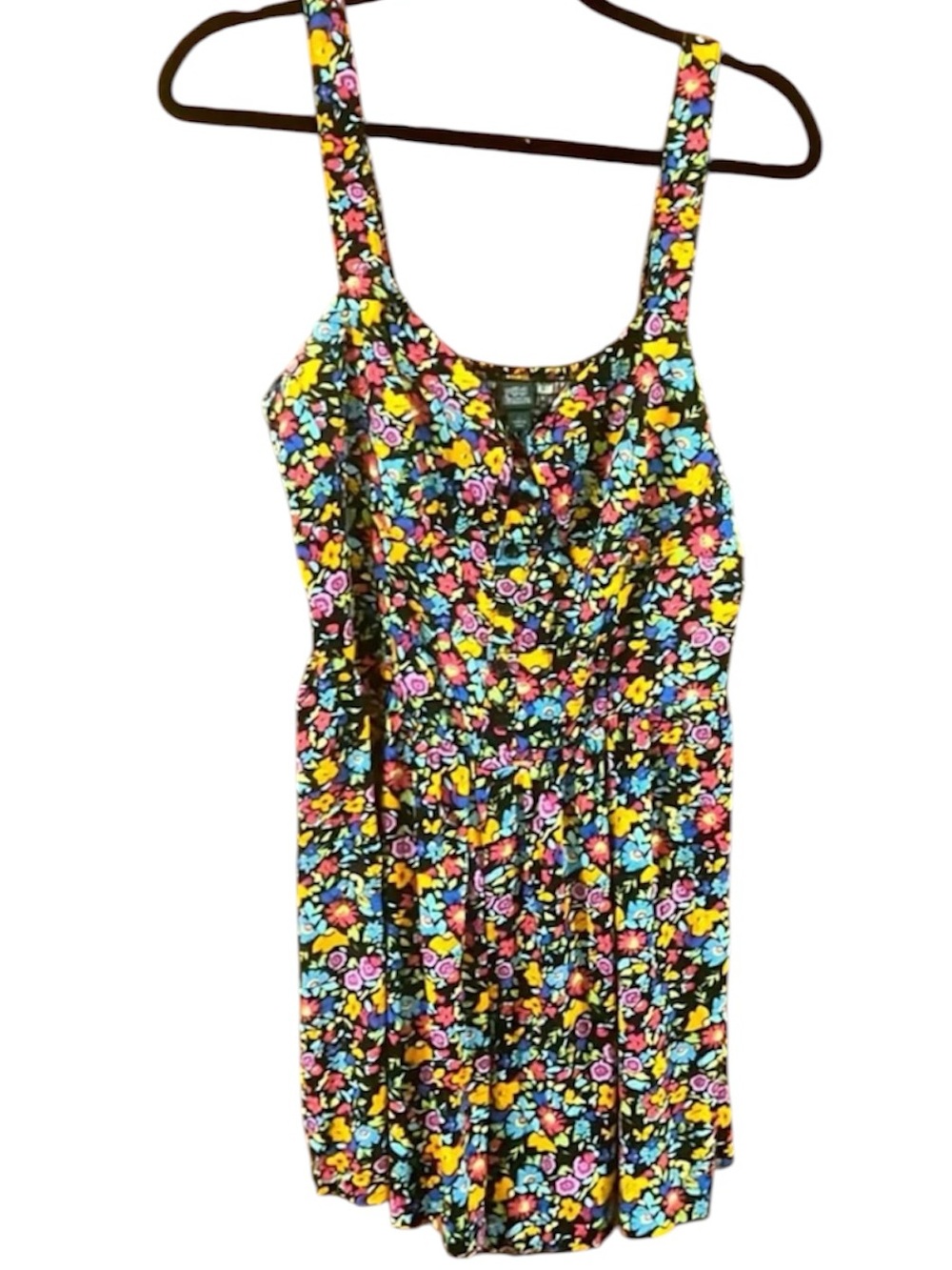 NWOT Wild Fable Floral Colorful romper Shorts Size Large